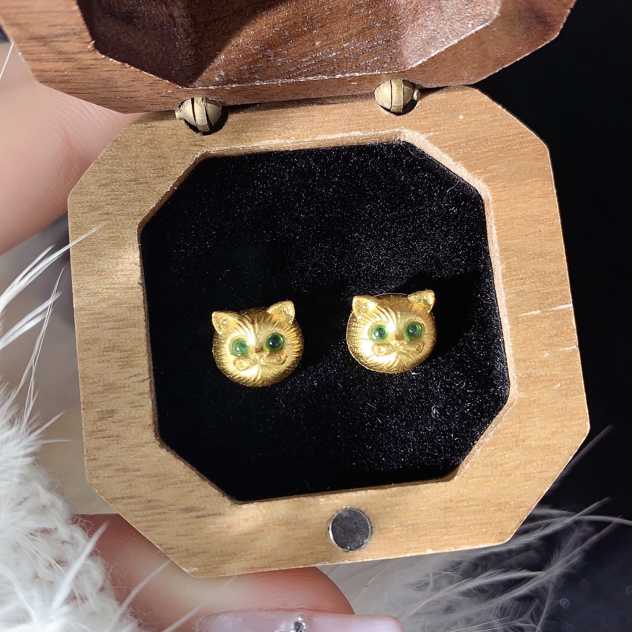 【伟新源】足金999 镶嵌工艺 猫咪直针3.31克（附加54）