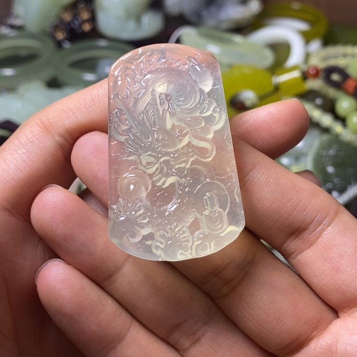 岫玉岫玉颈饰未镶嵌