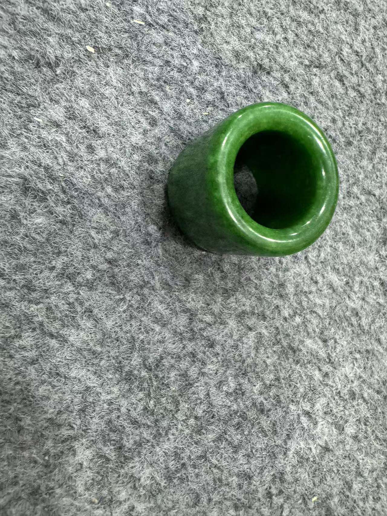 绿扳指主播推荐一个