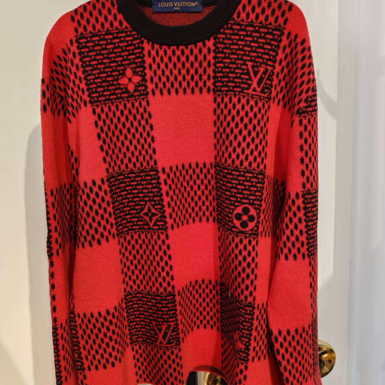99新 LouisVuitton/路易威登 红棋盘格针织套头衫 206
