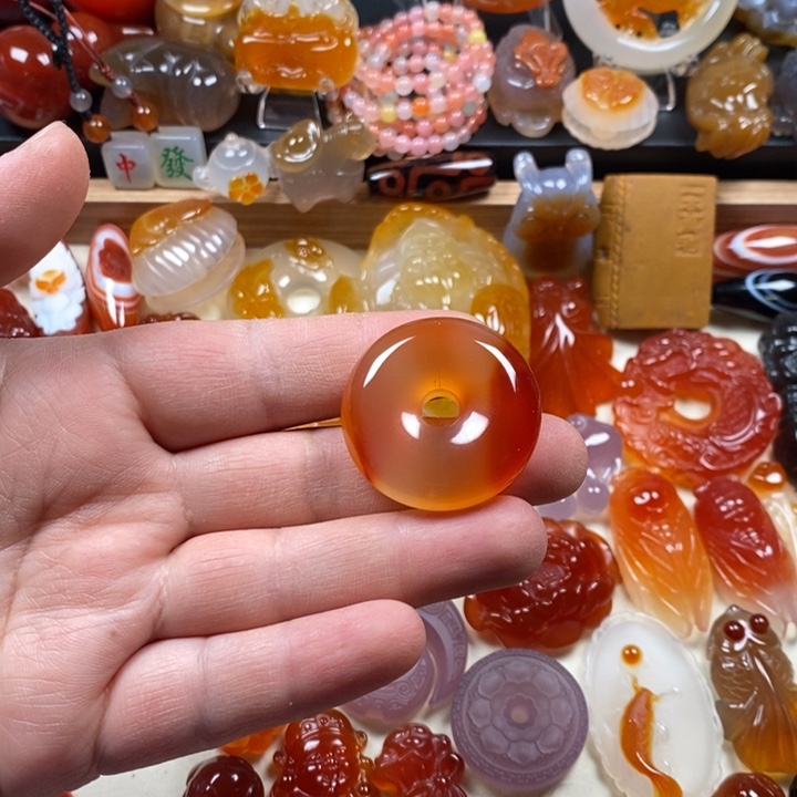 桃***花玛瑙/玉髓未镶嵌颈饰