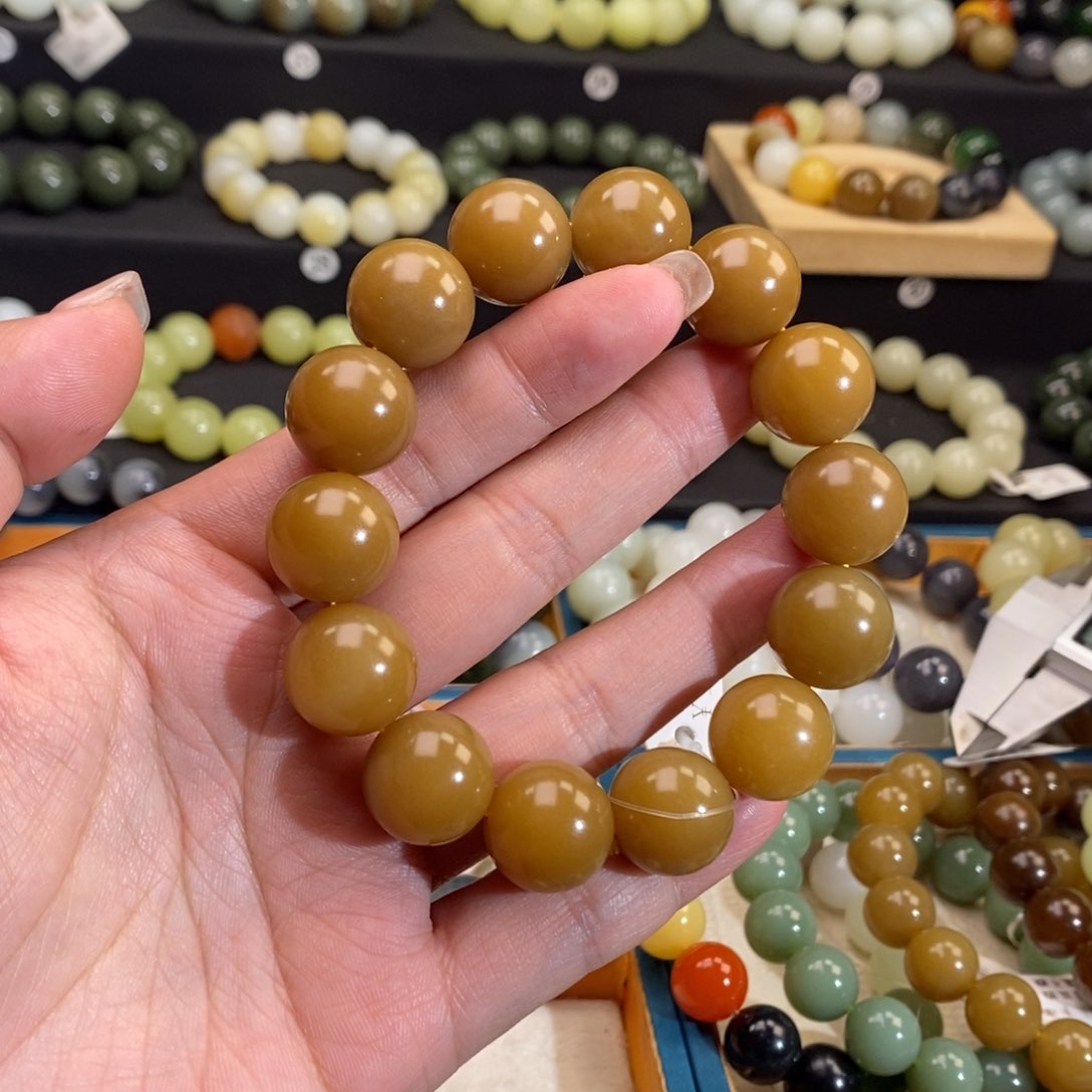 和田玉手链 16MM未镶嵌高***t且末糖