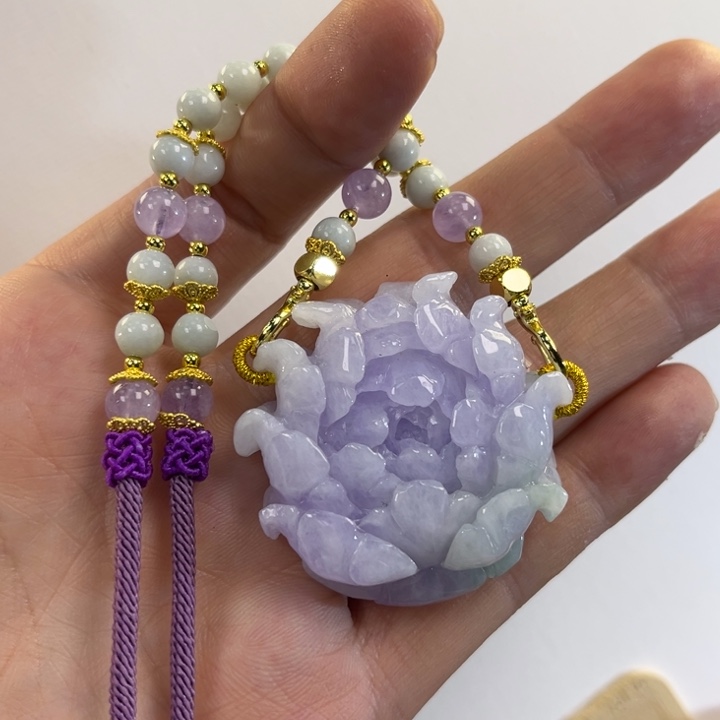 翡翠吊坠(赠链)未镶嵌代编织