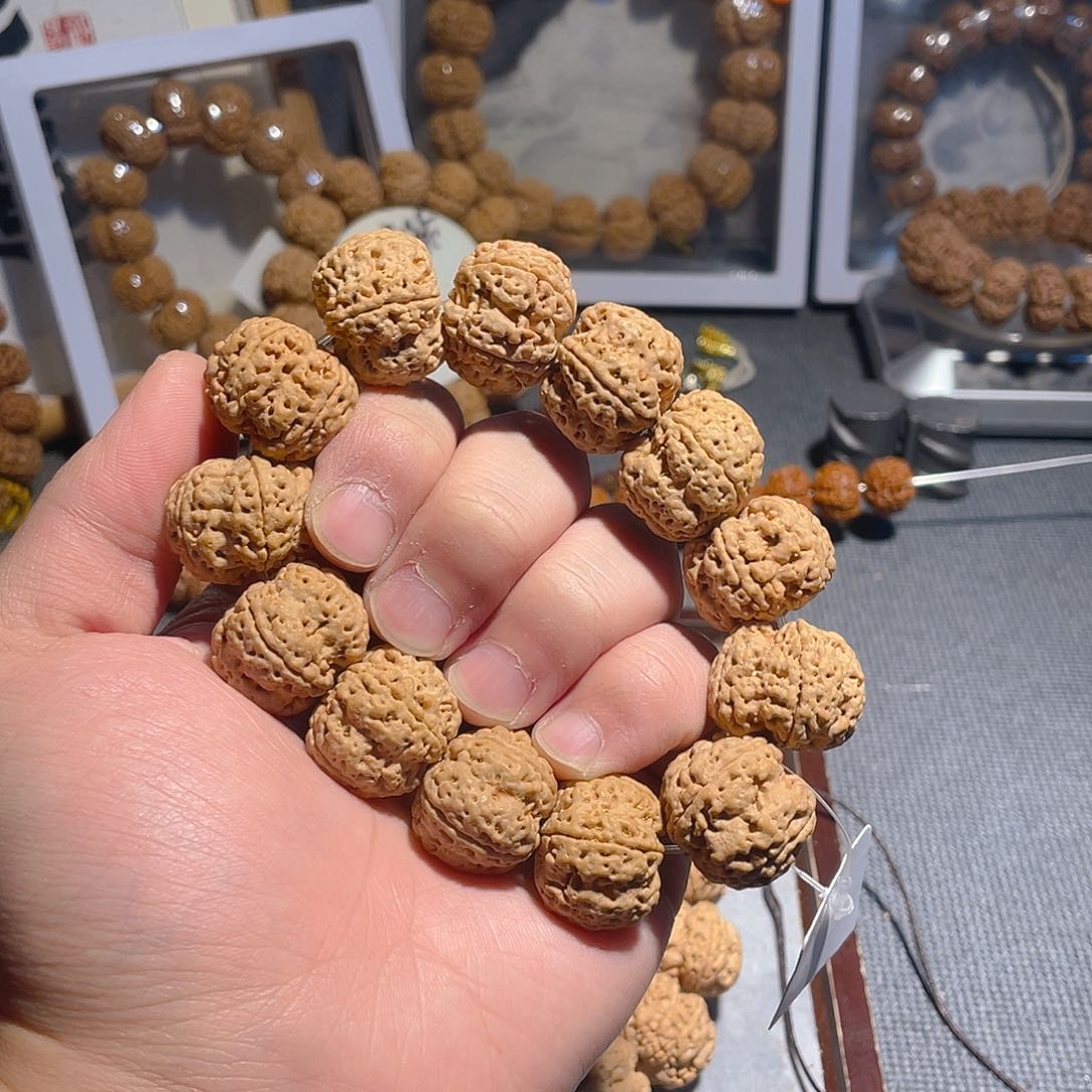 手串金刚菩提王*仙梅花