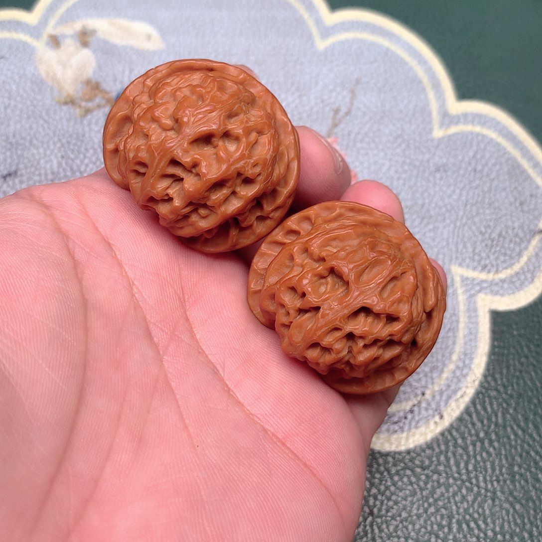 吊坠文玩核桃苹果园