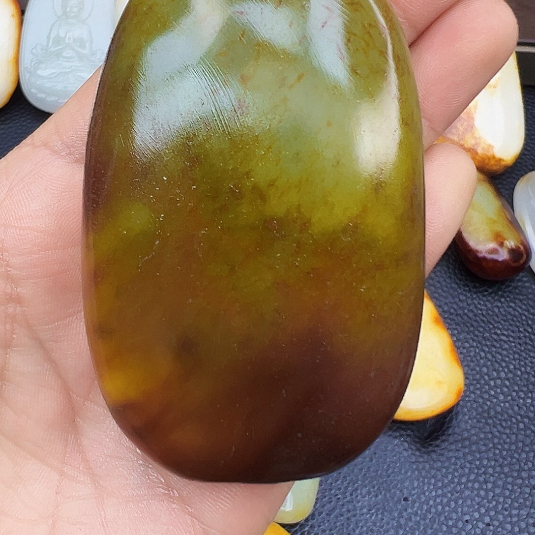 和田玉挂件未镶嵌