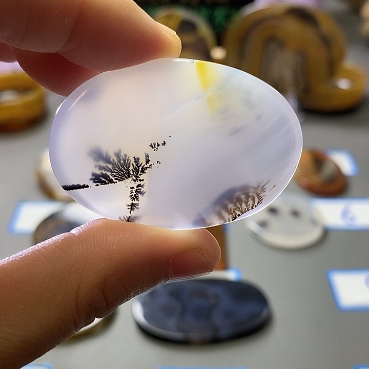 玛瑙/玉髓未镶嵌珠宝半成品