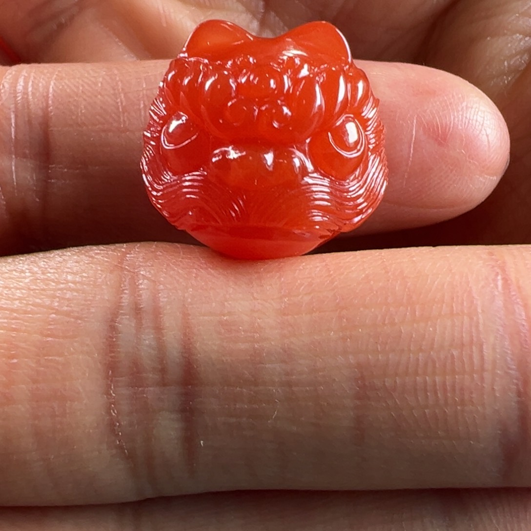南红玛瑙醒狮未镶嵌