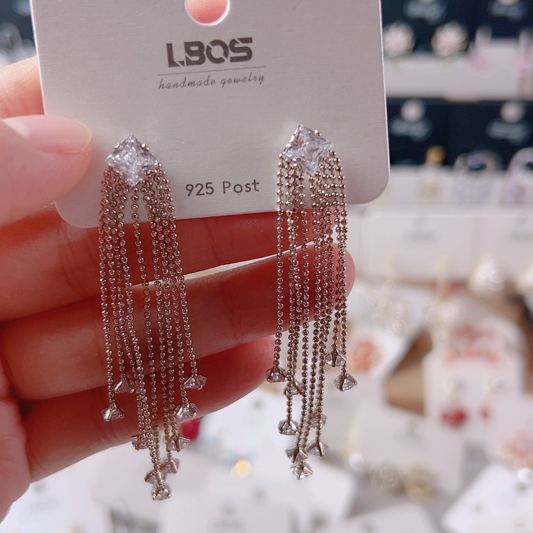 锆石纯铜合金耳环的