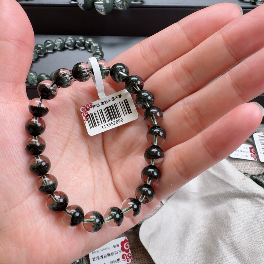 水晶手链未镶嵌富**生天然