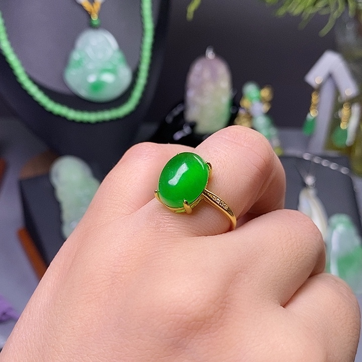 吊坠(赠链)未镶嵌翡翠