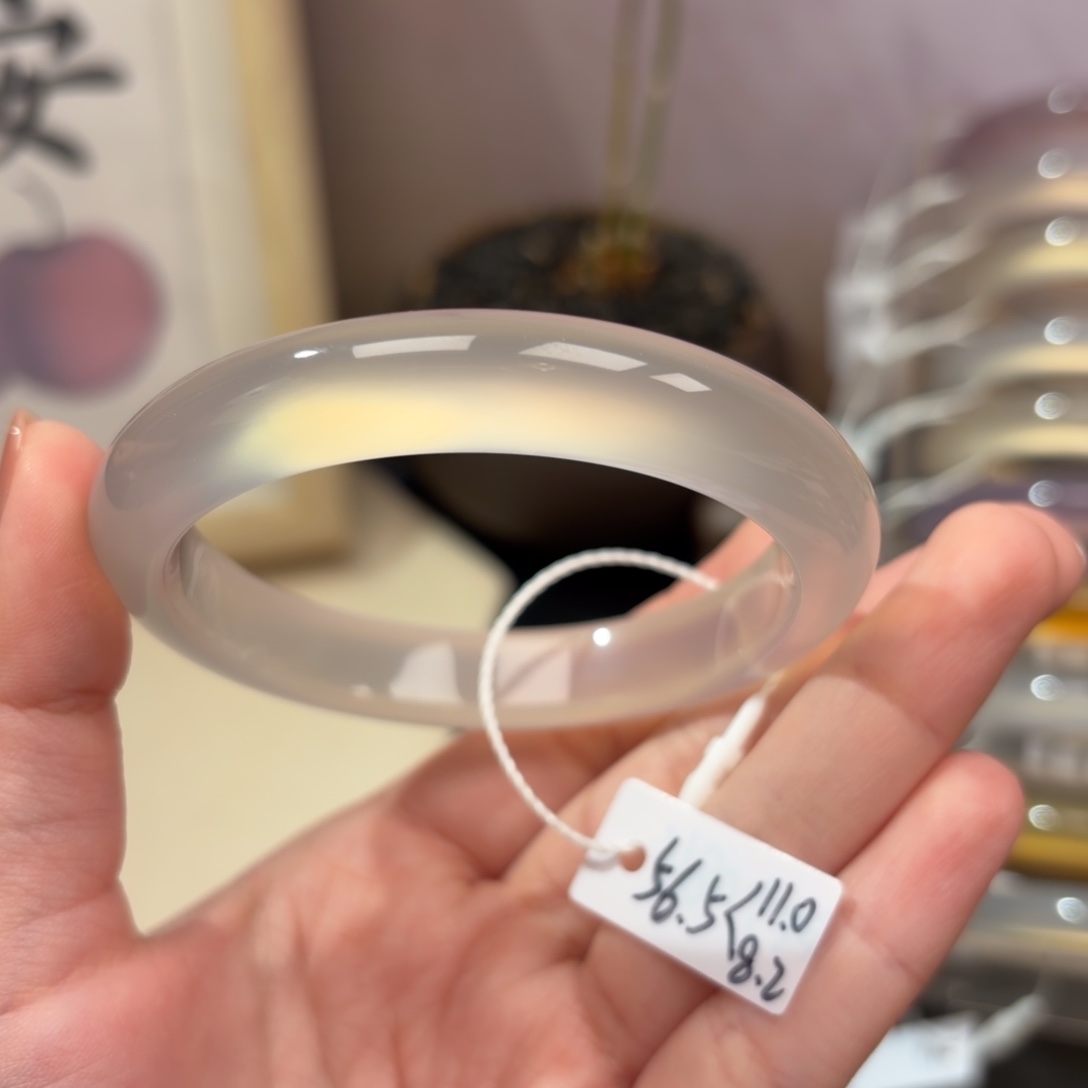 小***袋玛瑙/玉髓未镶嵌手镯