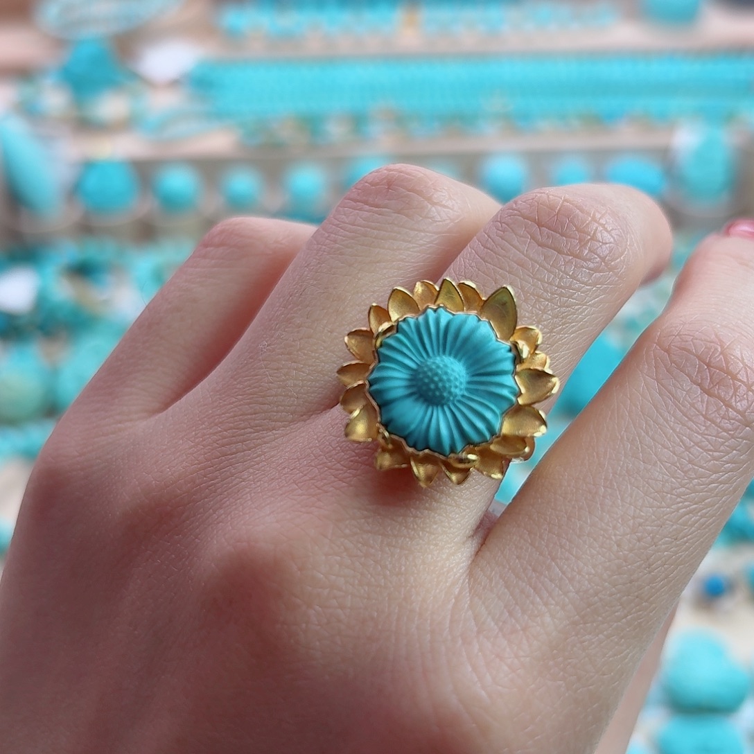 绿松石18K金镶嵌珠宝奇石