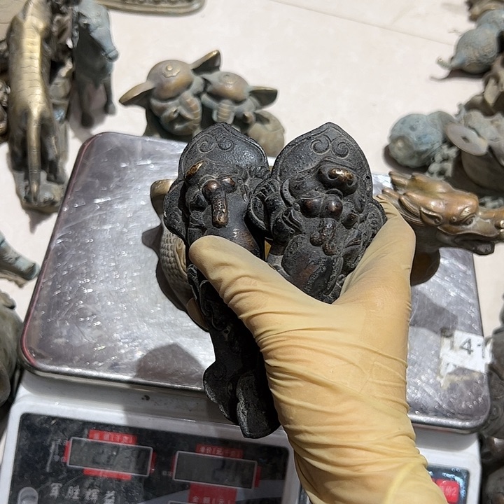 茶*酚黄铜摆件不退不换价讲明