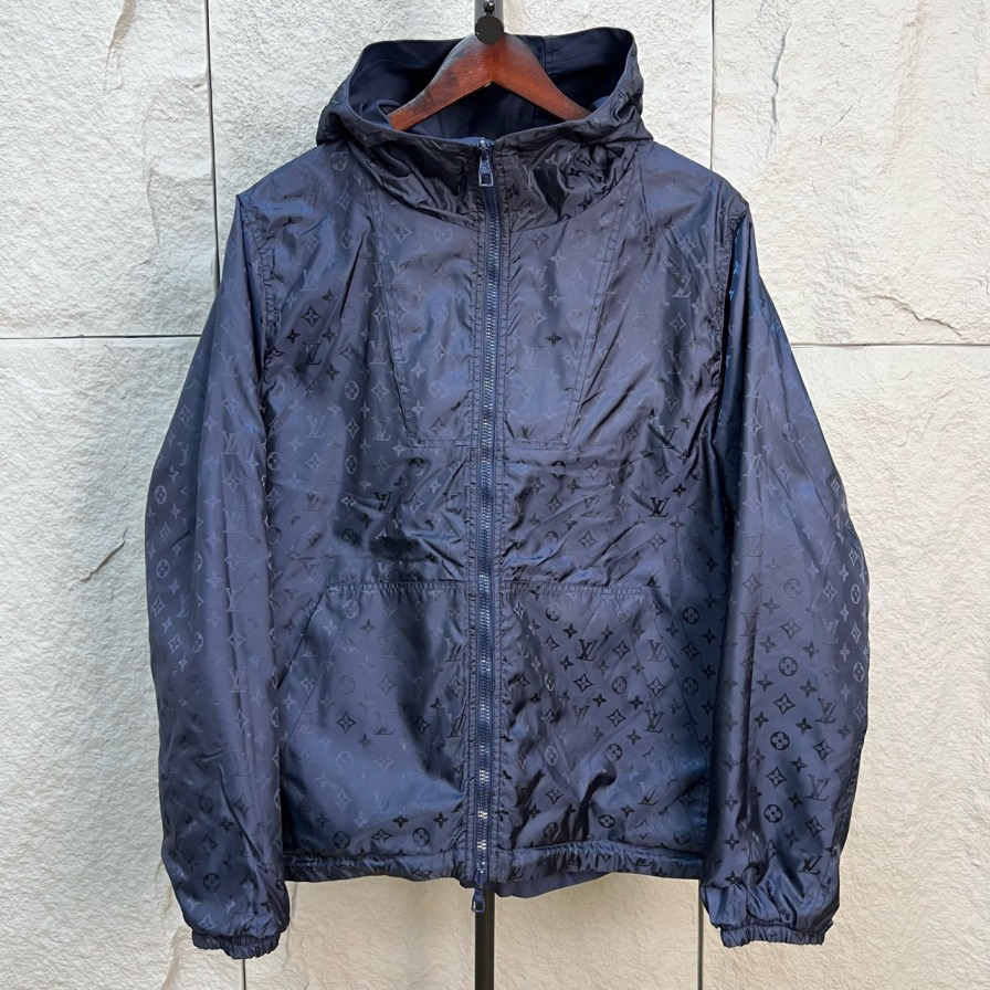 99新 LouisVuitton/路易威登 深蓝色别针双面穿外套52码 ys000424