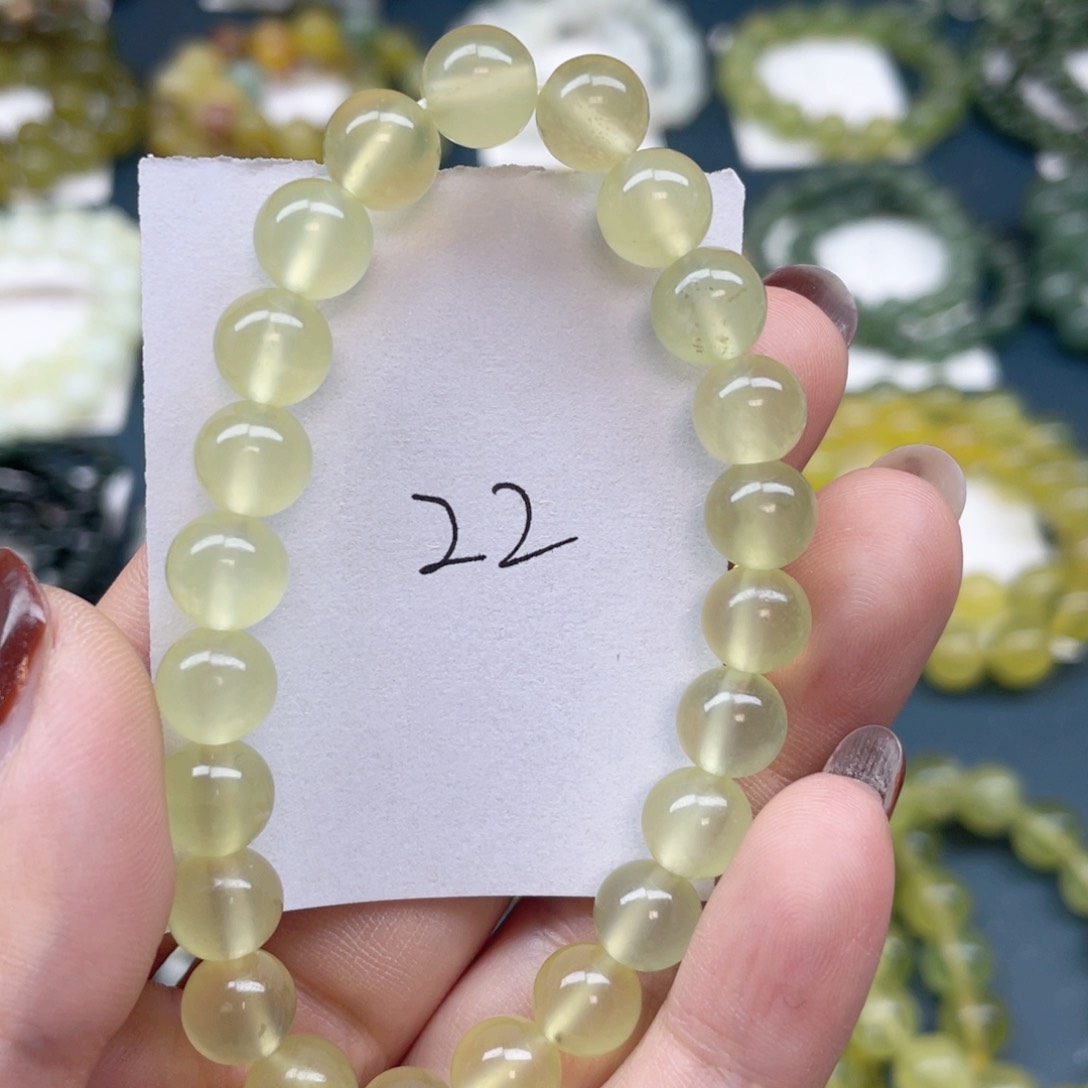 未镶嵌蛇纹石玉手链