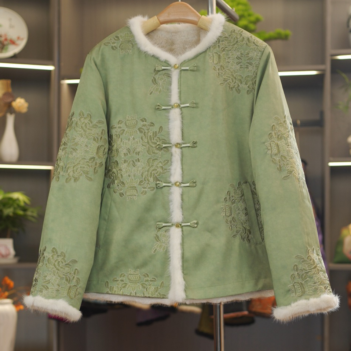 【绿野仙踪】双面穿水貂绒新中式老料刺绣钉珠国风双面加厚保暖外套