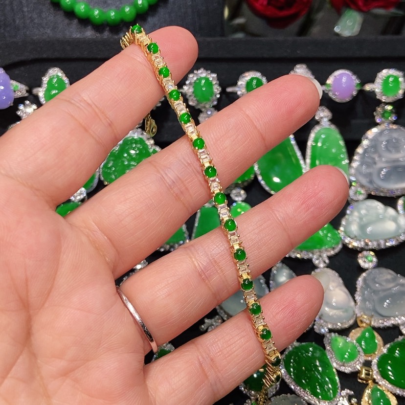 【闪购商品】翡翠手链未镶嵌天然翡翠