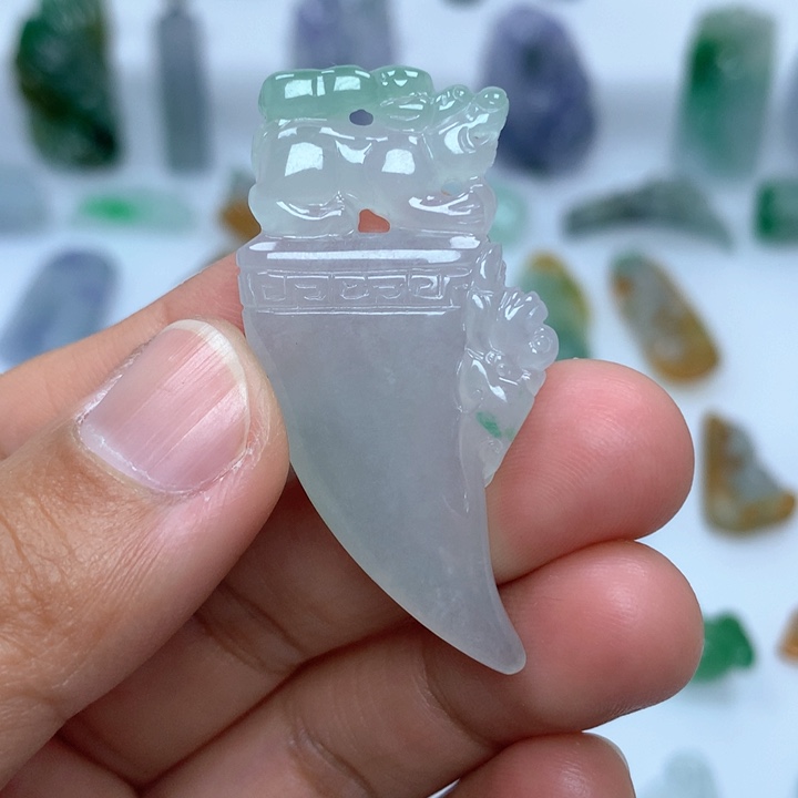 翡翠吊坠(不含链)未镶嵌