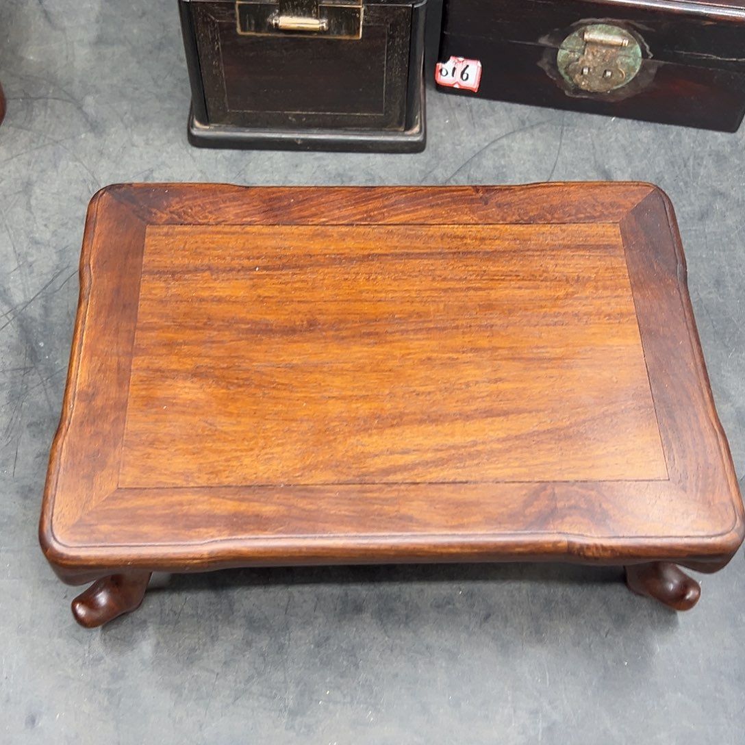 笑***乐花梨木三弯腿小底座