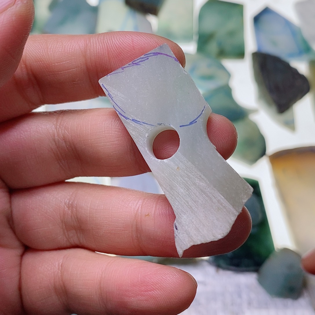 定制翡翠未镶嵌翡翠