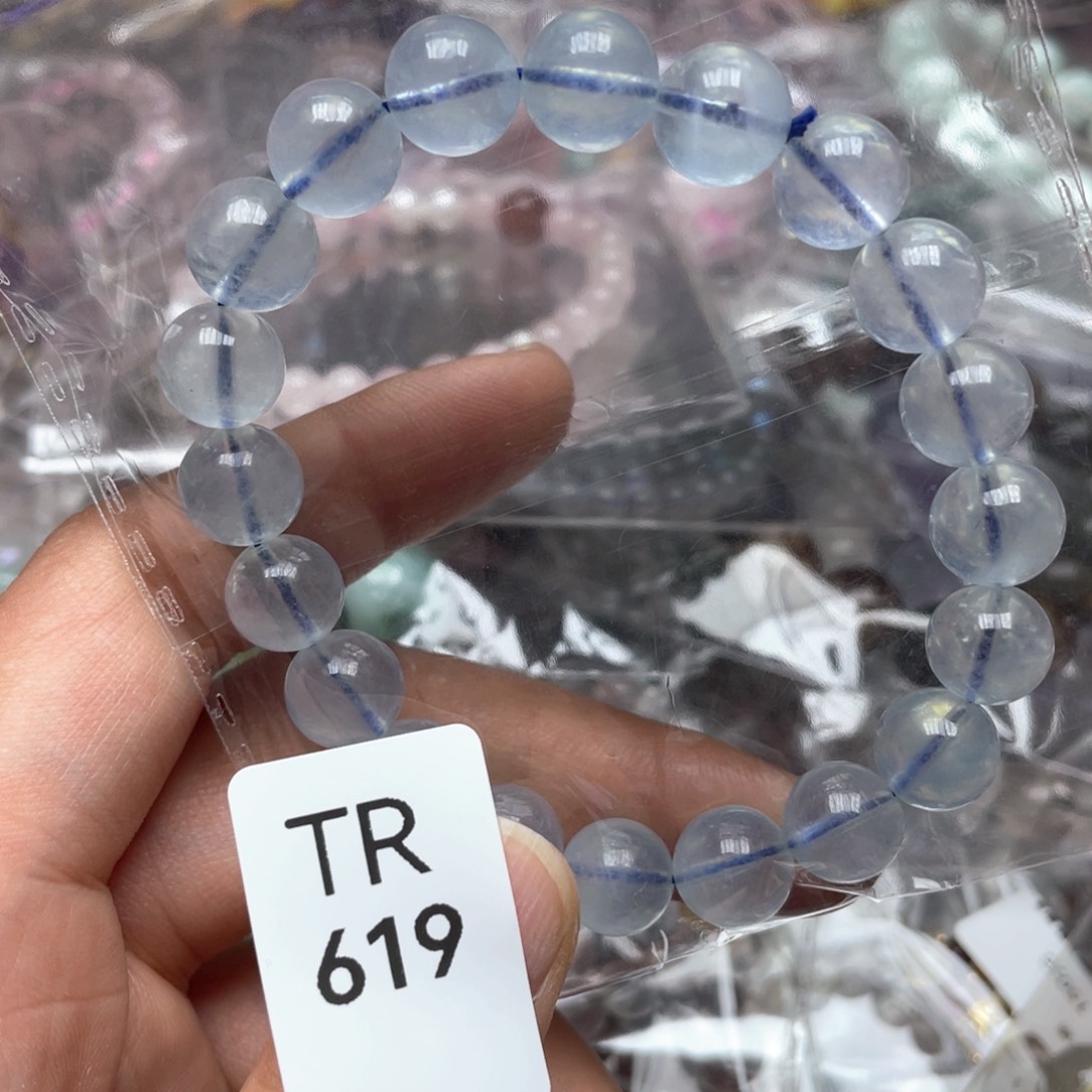 水晶多样性发一只未镶嵌