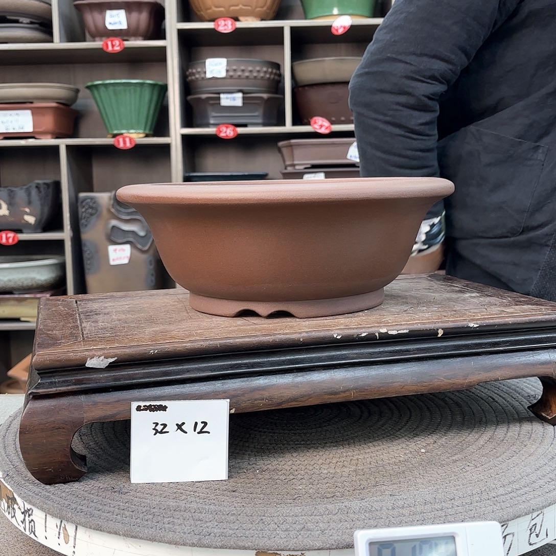 紫砂花盆紫砂的颜色很好看