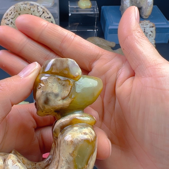 用***8和田玉（糖玉）未镶嵌挂件