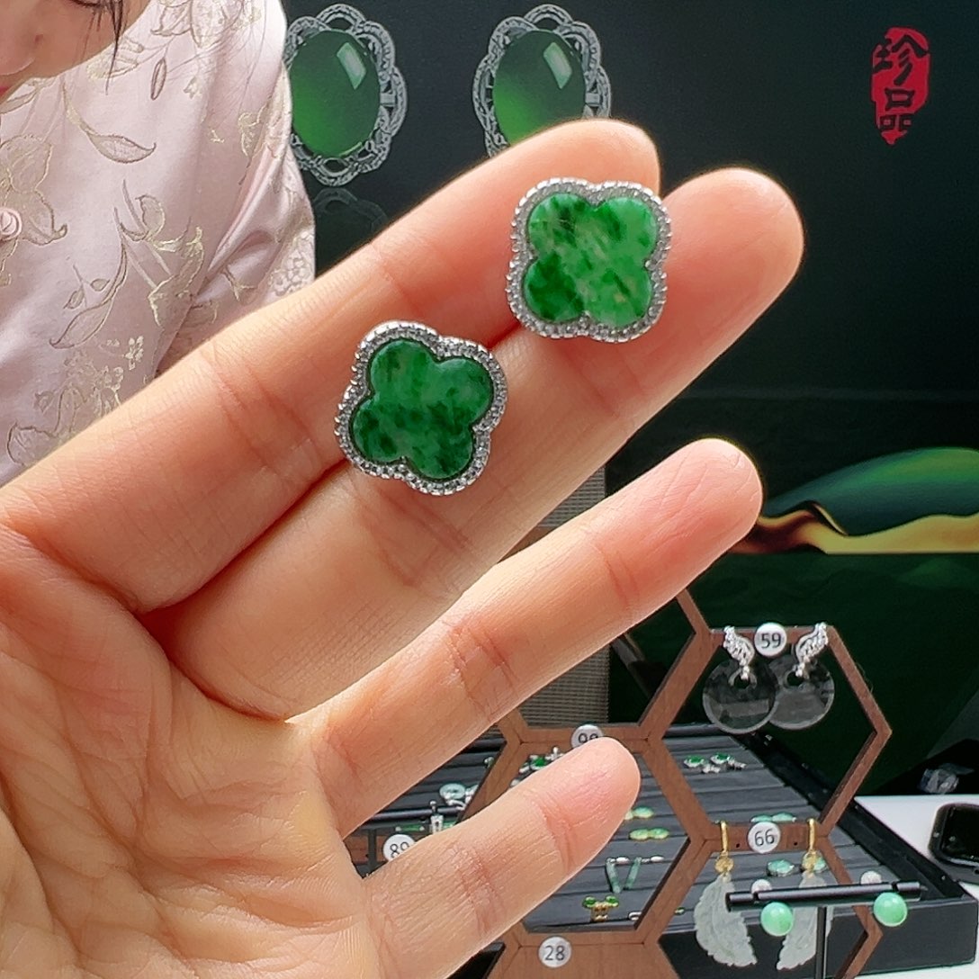 翡翠耳饰银S925镶嵌天然翡翠