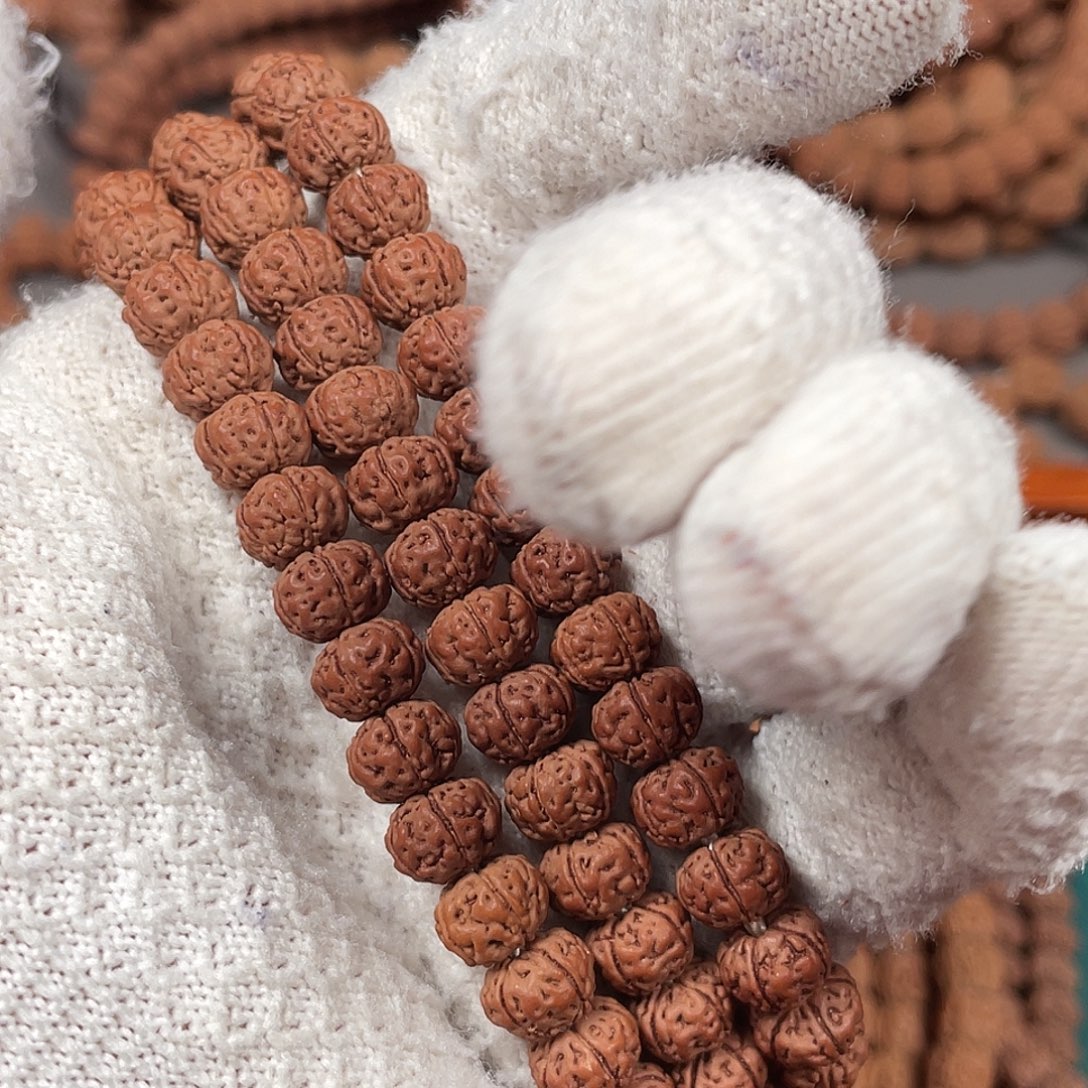 姚***鲤吊坠金刚菩提印度尼西亚老树王108