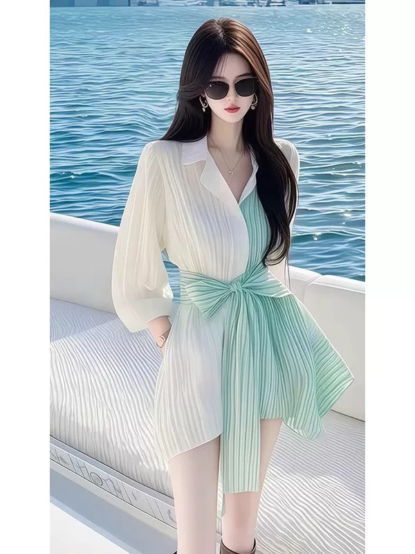 2025春新款法式高级感绝美裙子小个子小香风绿白条纹衬衫连衣裙