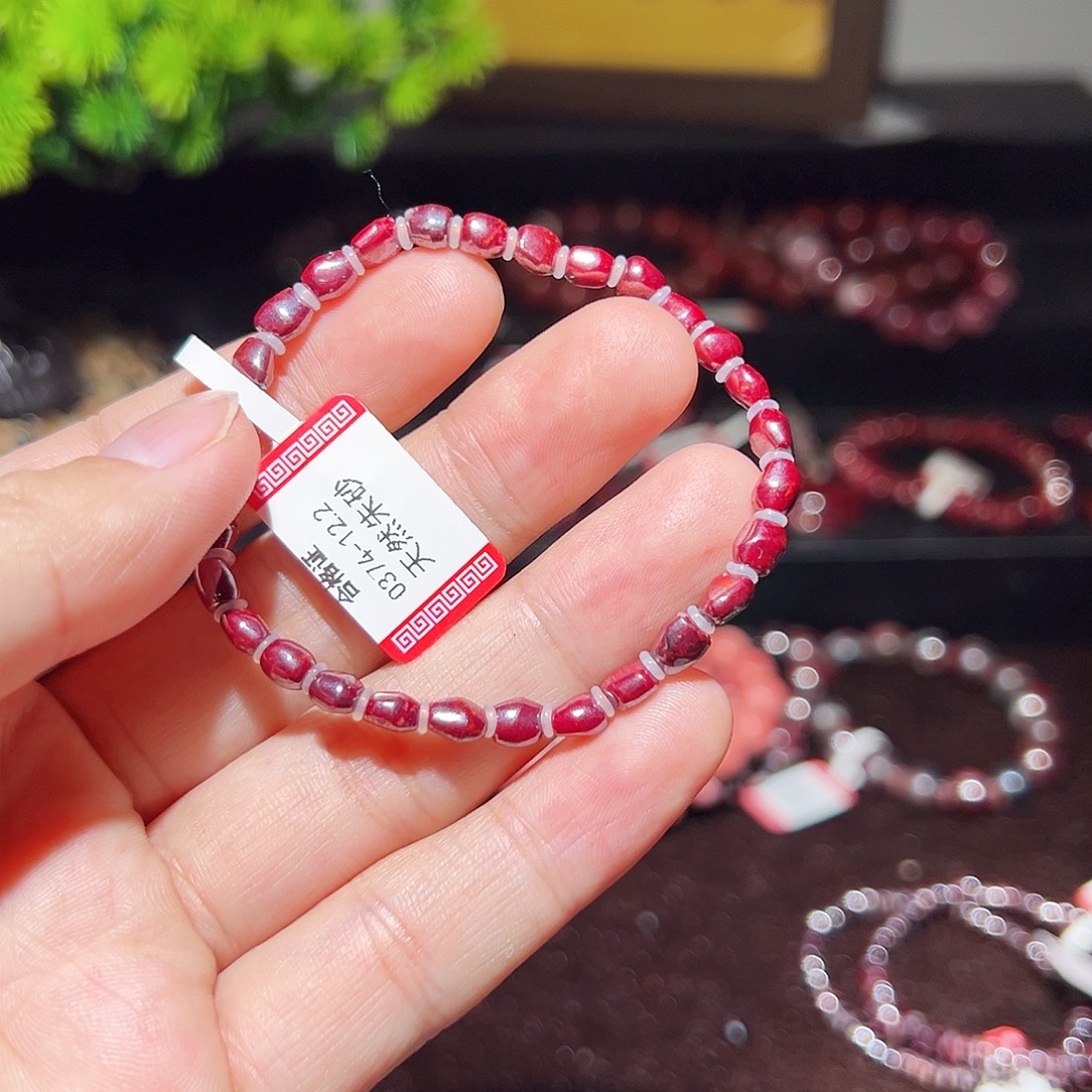 鑫***藏天然辰砂纯天然手串
