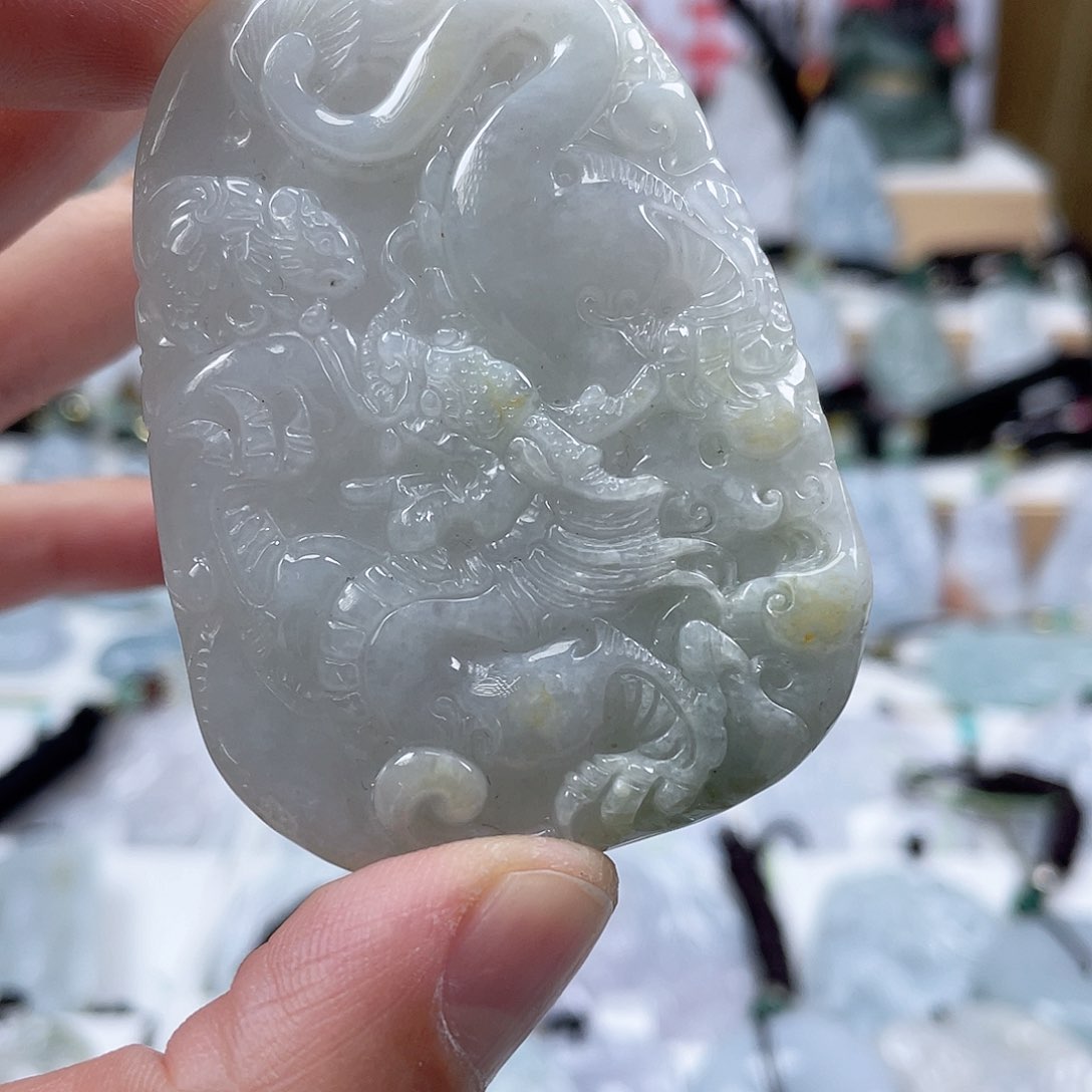 翡翠颈饰未镶嵌0281挂件