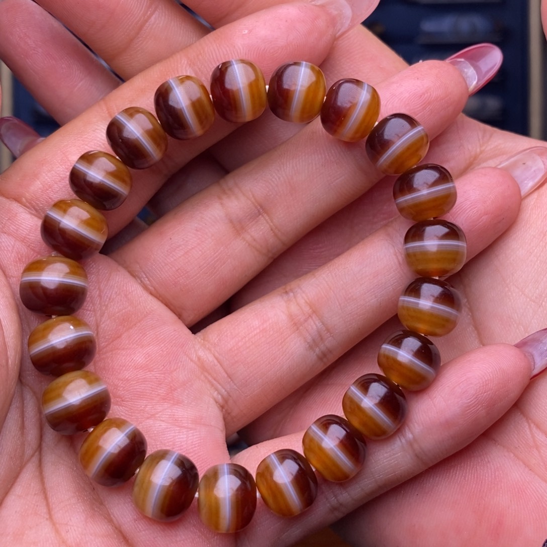 盘***傅玛瑙/玉髓未镶嵌珠宝半成品