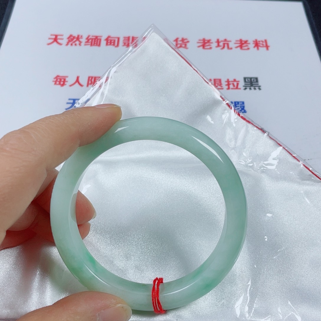 翡翠未镶嵌手镯天然翡翠手镯60