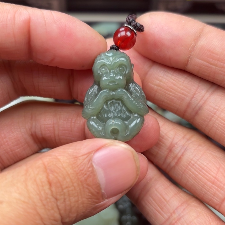 和田玉吊坠未镶嵌