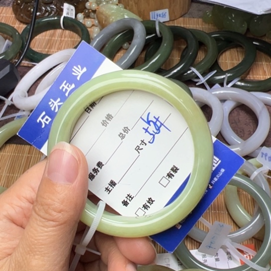 和田玉手镯未镶嵌汐*55