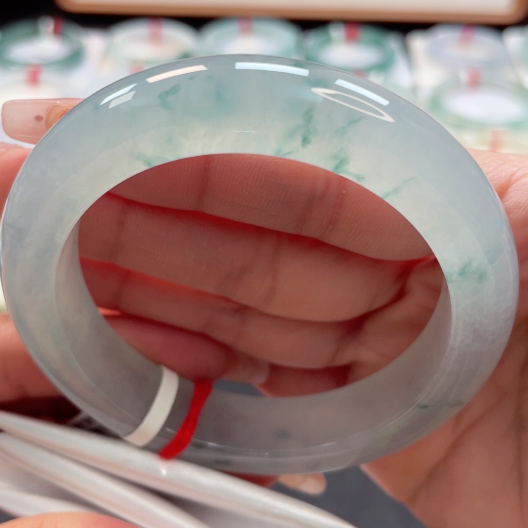 【闪购商品】翡翠未镶嵌手镯56冰种高级精致小碎花22号