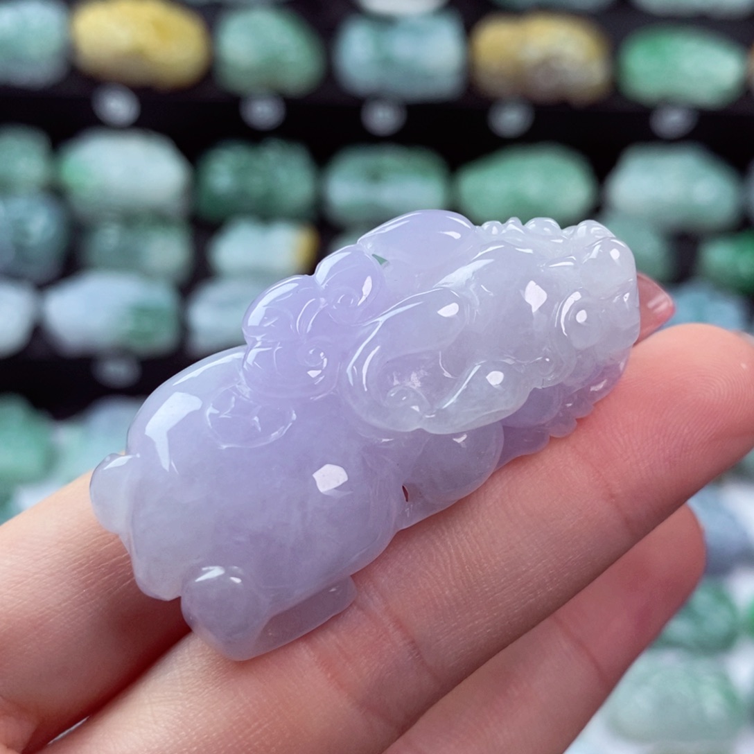 翡翠颈饰未镶嵌天然