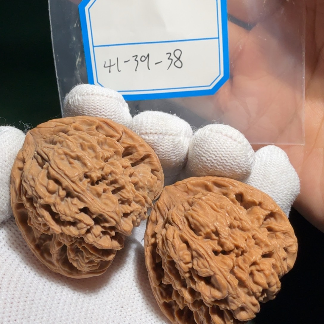 吊坠文玩核桃南疆三角团子60