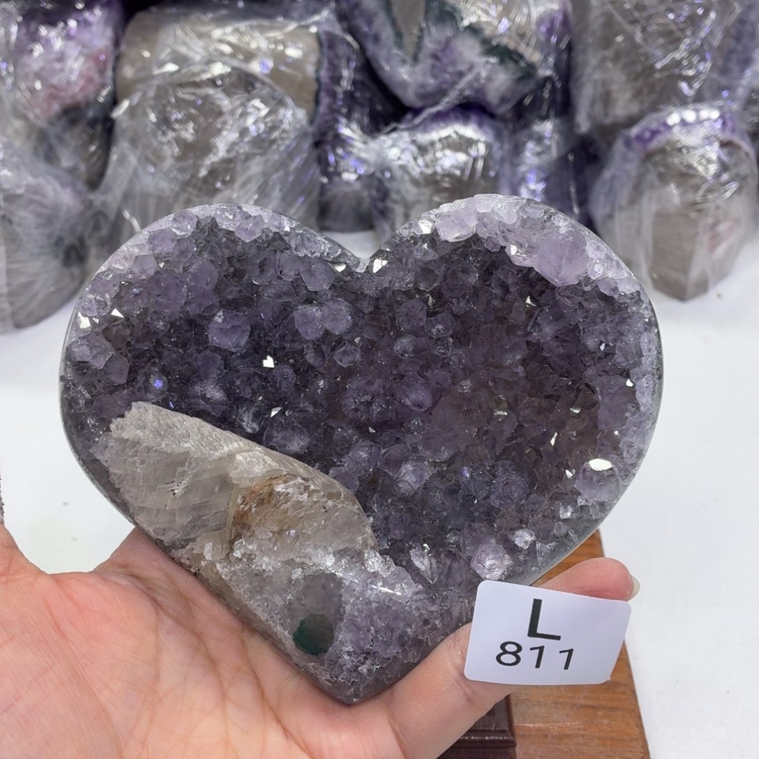 飞***丽摆件未镶嵌水晶天然紫水晶