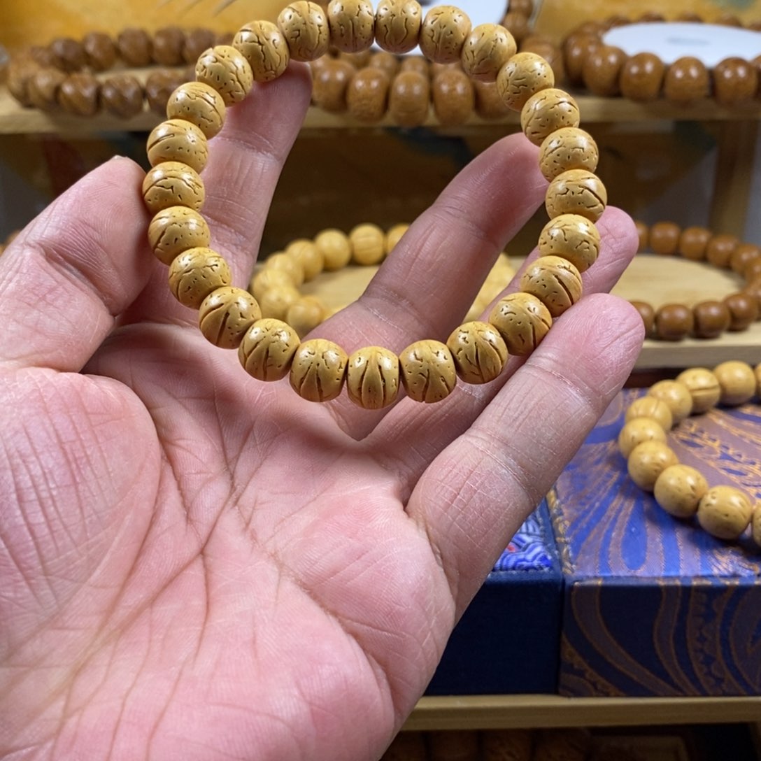 桃核吊坠盘锦奶油核横打