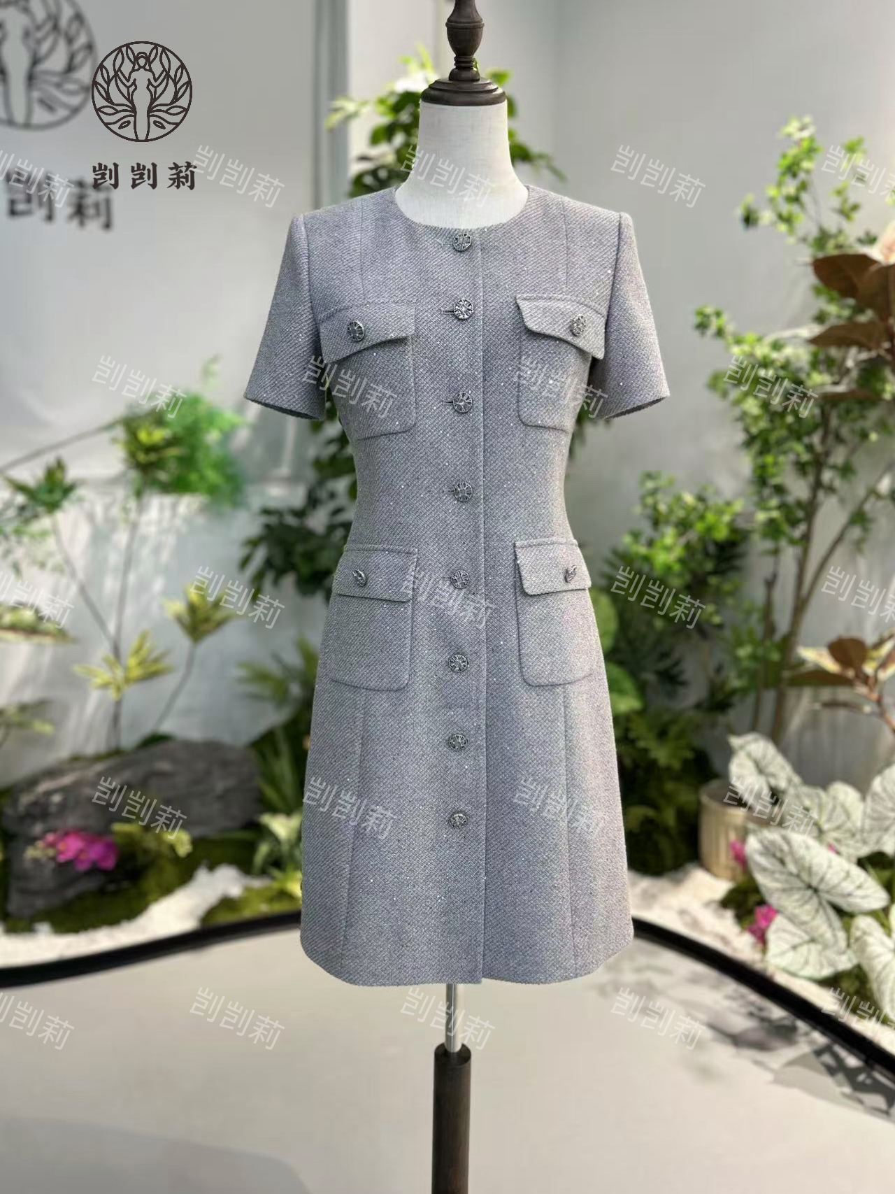 剀剀莉（星空短款）新款醋酸莱赛尔桑蚕丝绵羊毛混纺银灰色连衣裙