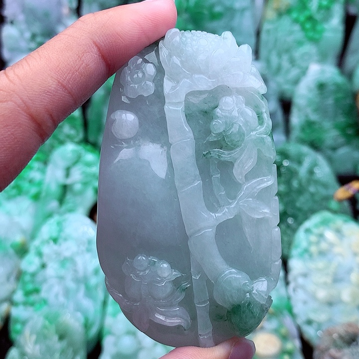 翡翠吊坠(不含链)未镶嵌