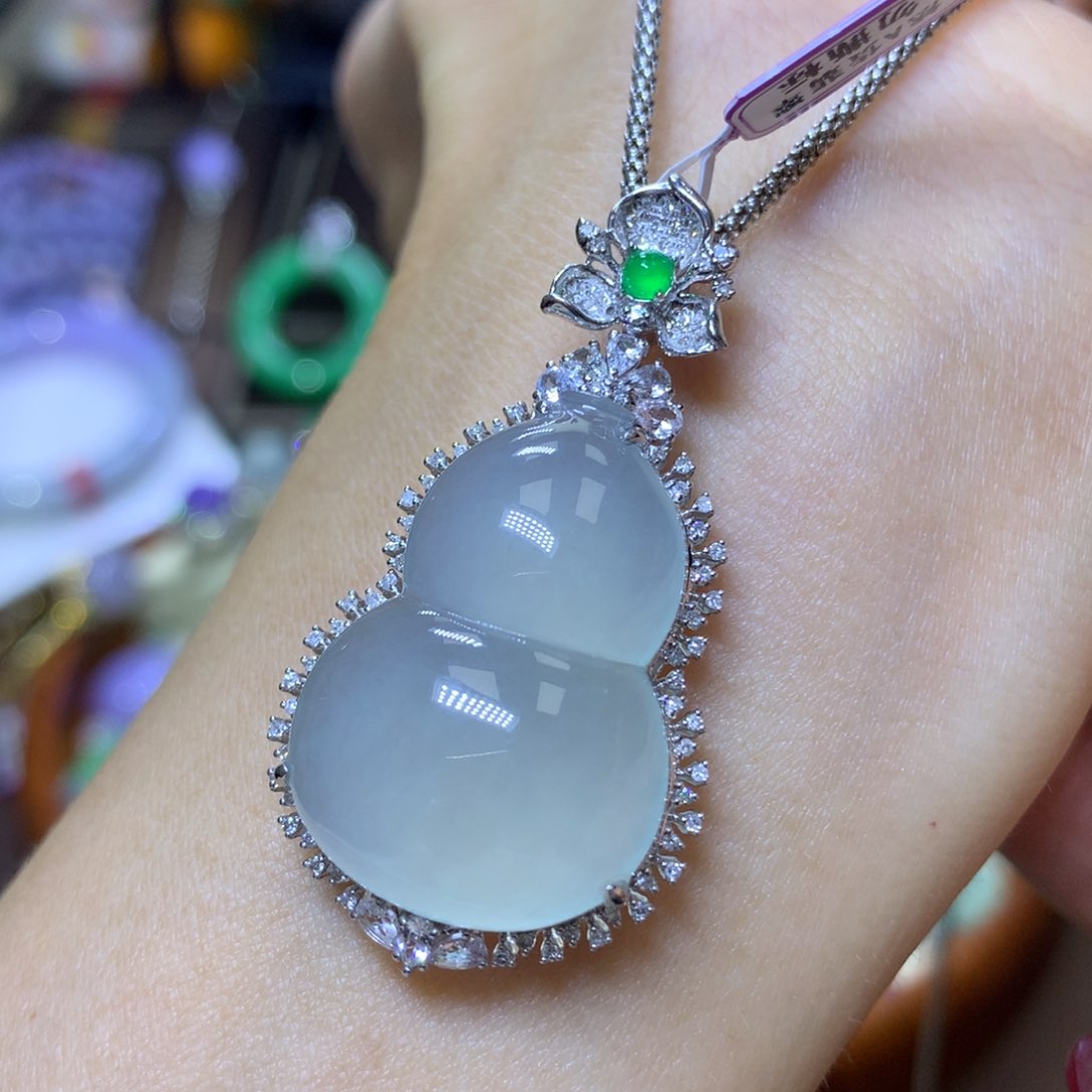 【闪购商品】翡翠颈饰18K金镶嵌翡翠