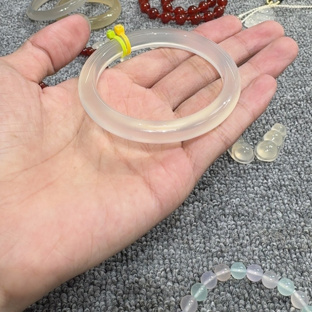 尴***節玛瑙/玉髓未镶嵌手镯01