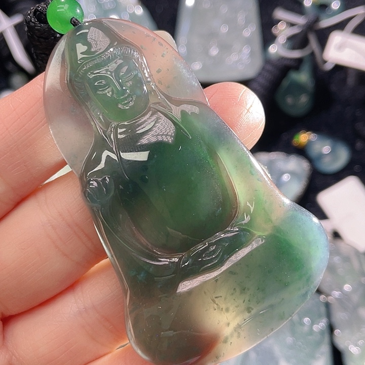 翡翠颈饰未镶嵌79，