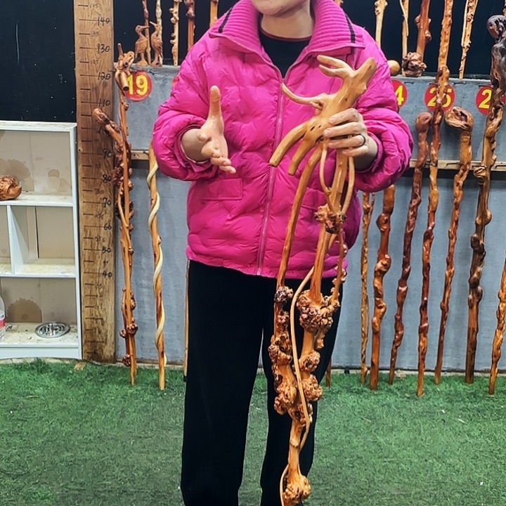 梦***0云南黑果木登山仗895