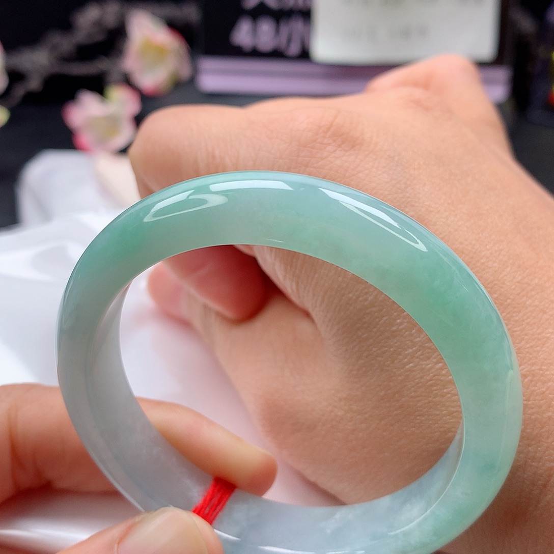 翡翠未镶嵌手镯正圈53.8