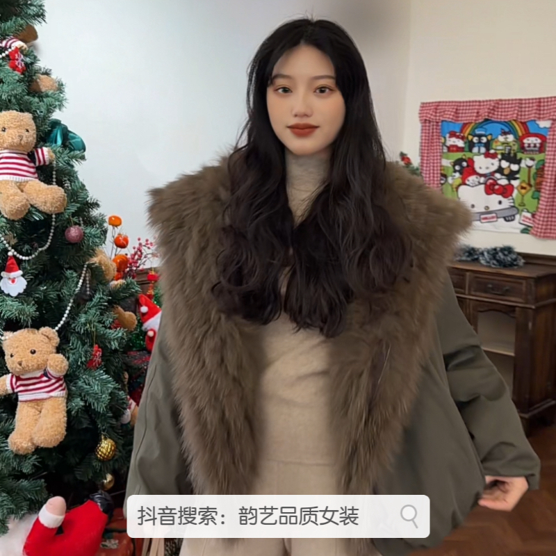 女士领服冬季厚款宽松大翻领长袖派克服外套上衣